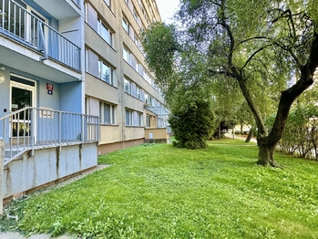 Prodej bytu 3+1 v osobním vlastnictví 62 m², Praha 9 - Střížkov