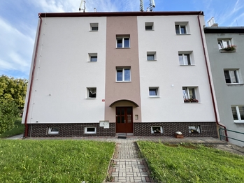 Pronájem bytu 2+1 v osobním vlastnictví 54 m², Lom