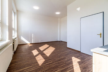Pronájem bytu 2+kk v osobním vlastnictví 42 m², Zeleneč