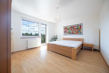 Pronájem domu 150 m², Praha 10 - Lipany