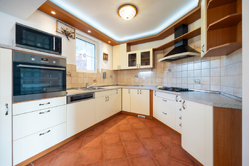 Pronájem domu 150 m², Praha 10 - Lipany