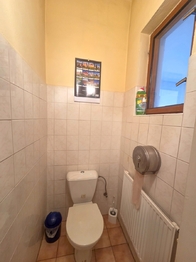 WC - Pronájem obchodních prostor 126 m², České Budějovice