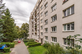 Prodej bytu 3+1 v osobním vlastnictví 65 m², Praha 6 - Břevnov