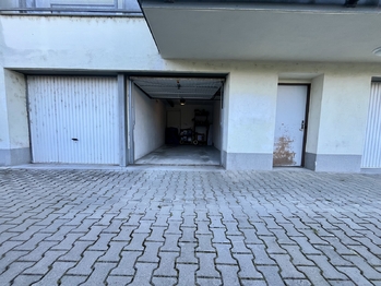 Pronájem garáže 460 m², Břeclav