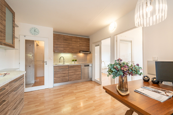 Prodej bytu 2+kk v osobním vlastnictví 42 m², Praha 8 - Karlín