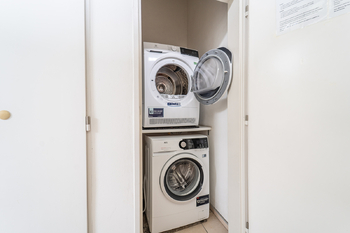 Prodej bytu 2+kk v osobním vlastnictví 42 m², Praha 8 - Karlín