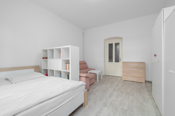 Pronájem bytu 1+1 v osobním vlastnictví 45 m², Plzeň