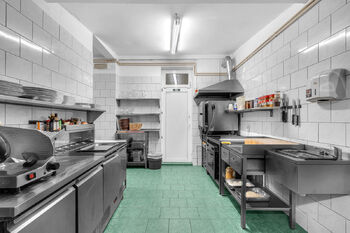 Prodej ubytovacího zařízení 380 m², Hřensko