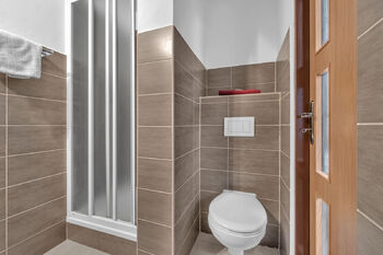 Prodej ubytovacího zařízení 380 m², Hřensko