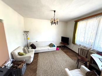 pokoj  přízemí - Prodej domu 172 m², Kopidlno