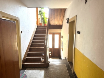 chodba přízemí - Prodej domu 172 m², Kopidlno