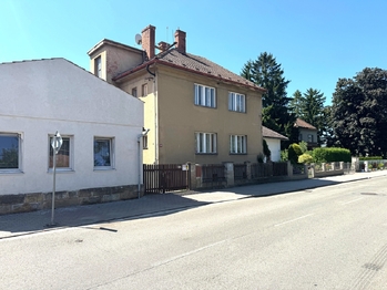 pohled na dům - Prodej domu 172 m², Kopidlno