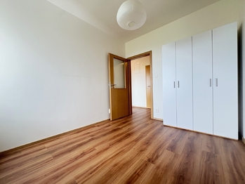 2. pokoj - Pronájem bytu 3+kk v osobním vlastnictví 75 m², Klecany