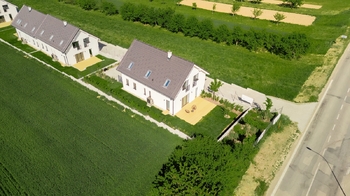 pohled na rodinný dům - Prodej domu 151 m², Lysice