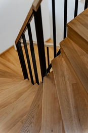 schodiště - Prodej domu 151 m², Lysice