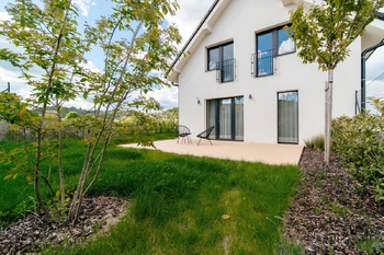 pohled na rodinný dům - Prodej domu 151 m², Lysice 