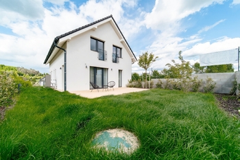 pohled na RD - Prodej domu 151 m², Lysice