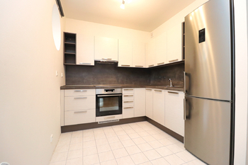 Pronájem bytu 2+kk v osobním vlastnictví 79 m², Praha 10 - Kolovraty