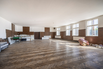 Prodej obchodních prostor 650 m², Čelákovice