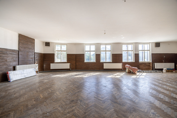 Prodej obchodních prostor 650 m², Čelákovice