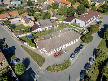 Prodej obchodních prostor 650 m², Čelákovice