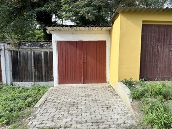 Pronájem garáže 16 m², Praha 6 - Vokovice