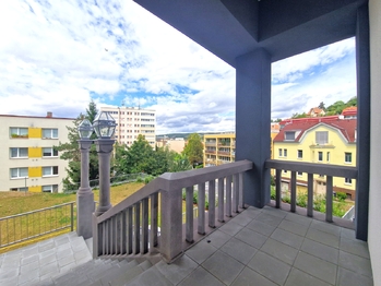 Pronájem bytu 3+1 v osobním vlastnictví 186 m², Praha 4 - Braník