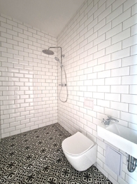 Pronájem bytu 6 a více v osobním vlastnictví 335 m², Praha 4 - Braník