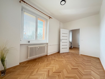 3. pokoj - Pronájem bytu 3+1 v družstevním vlastnictví 61 m², Teplice