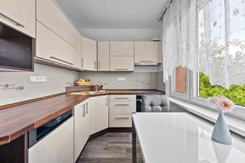 Pronájem bytu 2+1 v osobním vlastnictví 69 m², Hradec Králové