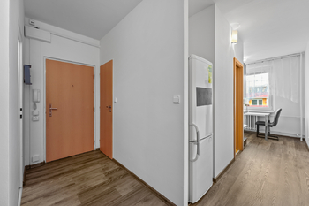 Pronájem bytu 2+1 v osobním vlastnictví 69 m², Hradec Králové