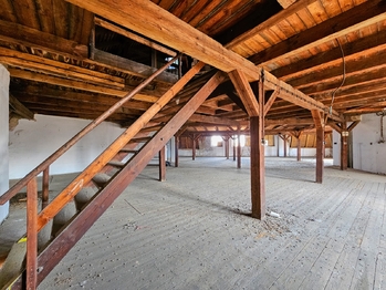 Prodej skladovacích prostor 2000 m², Žatec