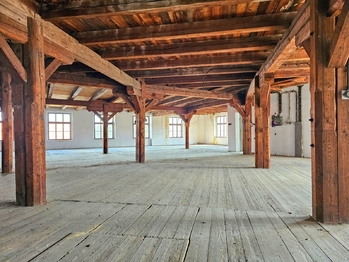 Prodej skladovacích prostor 2000 m², Žatec