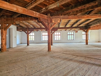 Prodej skladovacích prostor 2000 m², Žatec