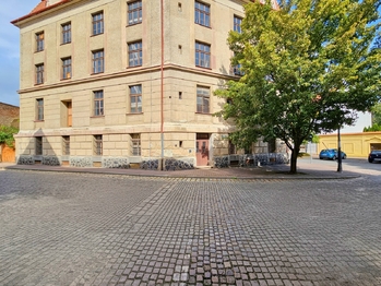 Prodej skladovacích prostor 2000 m², Žatec