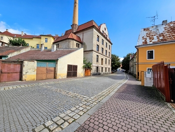 Prodej skladovacích prostor 2000 m², Žatec