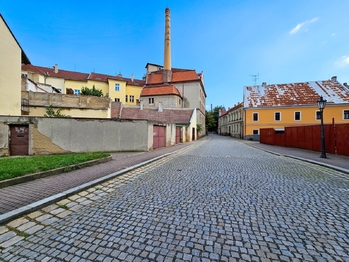 Prodej skladovacích prostor 2000 m², Žatec