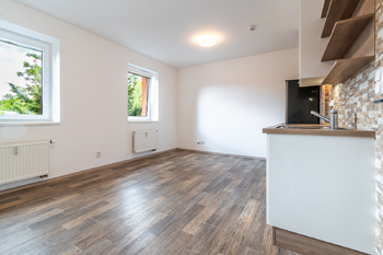 Pronájem bytu 1+kk v osobním vlastnictví 26 m², Praha 9 - Dolní Počernice