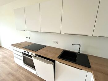 Pronájem bytu 2+kk v osobním vlastnictví 59 m², Beroun