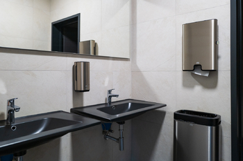 Pronájem kancelářských prostor 1677 m², Ostrava