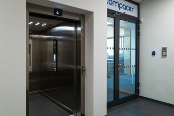 Pronájem kancelářských prostor 1677 m², Ostrava