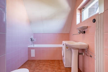 horní koupelna ... - Prodej domu 165 m², Hurtova Lhota
