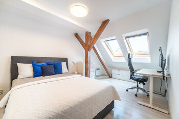 Pronájem bytu 3+kk v družstevním vlastnictví 50 m², Praha 8 - Libeň