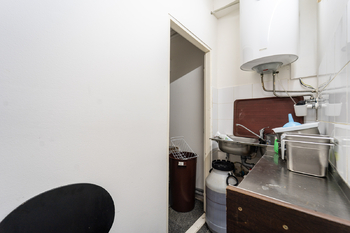 Pronájem obchodních prostor 27 m², Praha 10 - Strašnice