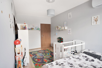 Prodej bytu 3+kk v osobním vlastnictví 73 m², Praha 10 - Uhříněves