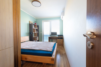 Prodej bytu 3+kk v osobním vlastnictví 73 m², Praha 10 - Uhříněves