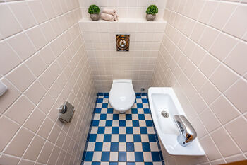 WC - Pronájem bytu 2+kk v osobním vlastnictví 44 m², Praha 9 - Vysočany