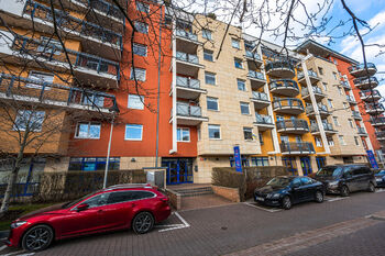 Budova - Pronájem bytu 2+kk v osobním vlastnictví 44 m², Praha 9 - Vysočany