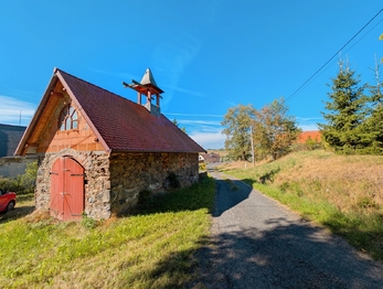 Prodej pozemku 2000 m², Bochov
