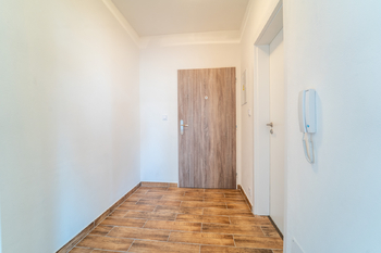 Pronájem bytu 1+kk v osobním vlastnictví 37 m², Velký Osek